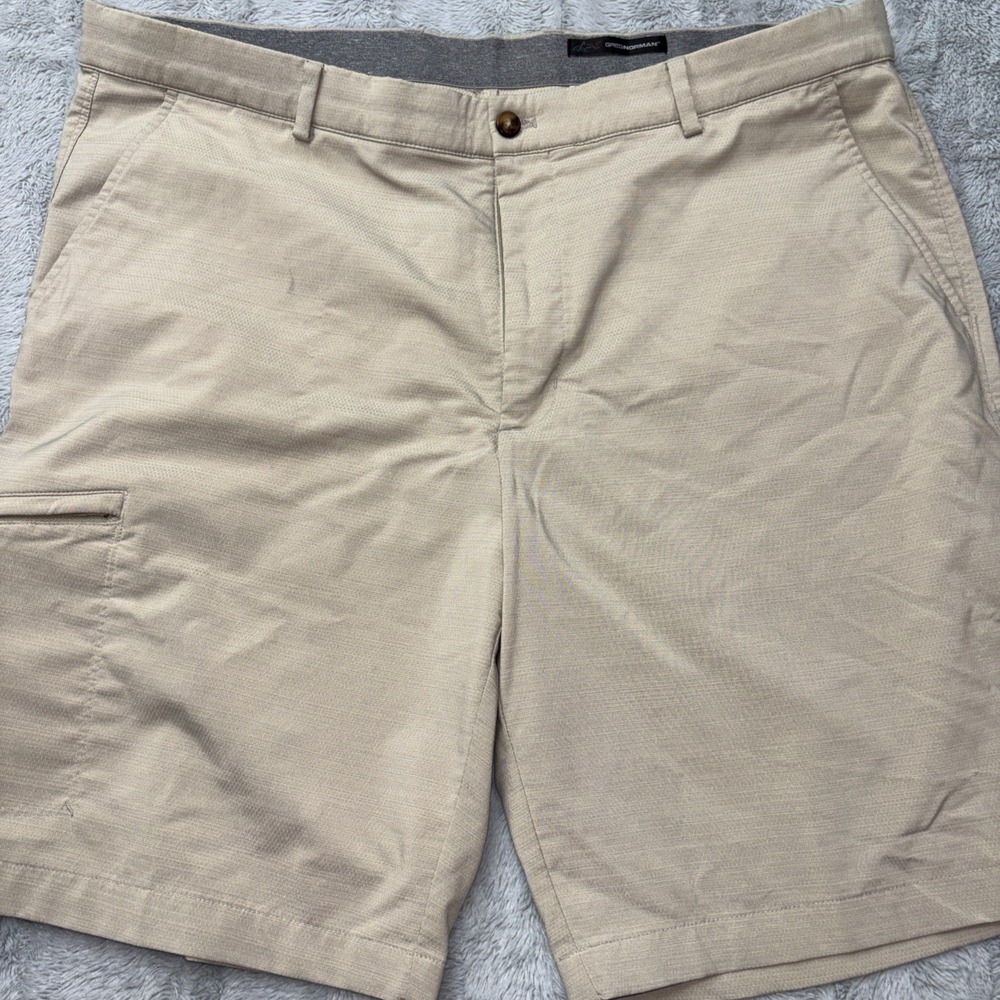 Greg Norman Men's Comfort Stretch Waistband Moisture Wicking Performance Short